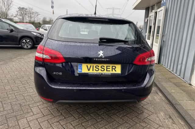 Peugeot 308 (2019) thumbnail 3