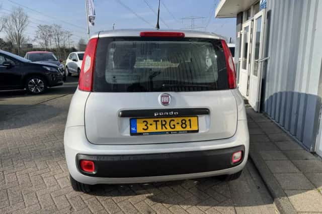 Fiat Panda (2014) thumbnail 3