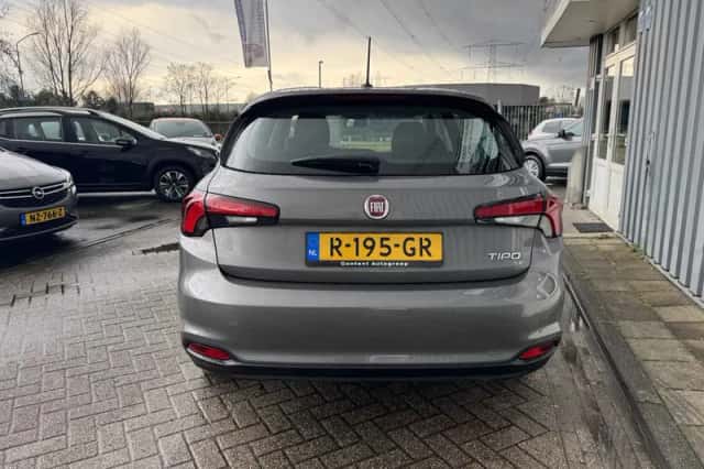 Fiat Tipo (2019) thumbnail 3