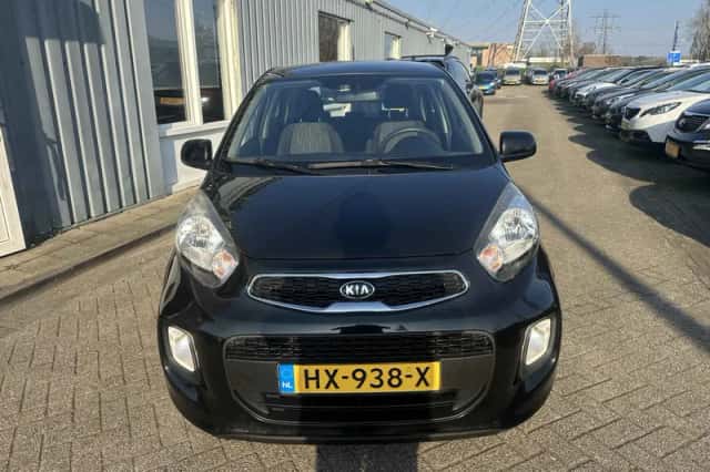 Kia Picanto (2016) thumbnail 2