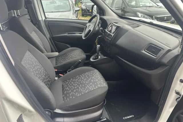 Opel Combo (2016) thumbnail 5