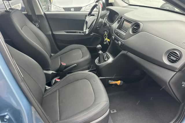 Hyundai i10 (2017) thumbnail 5