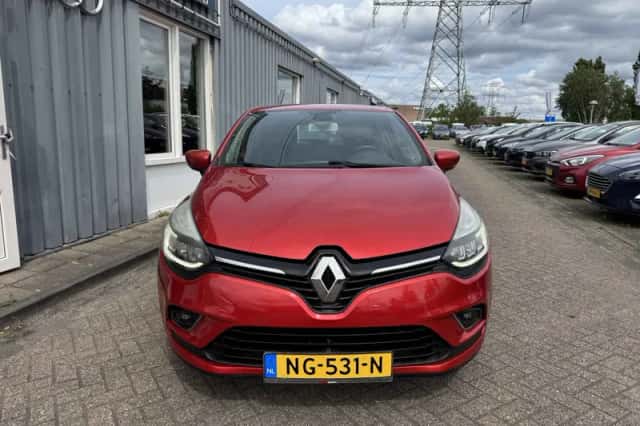 Renault Clio (2017) thumbnail 5