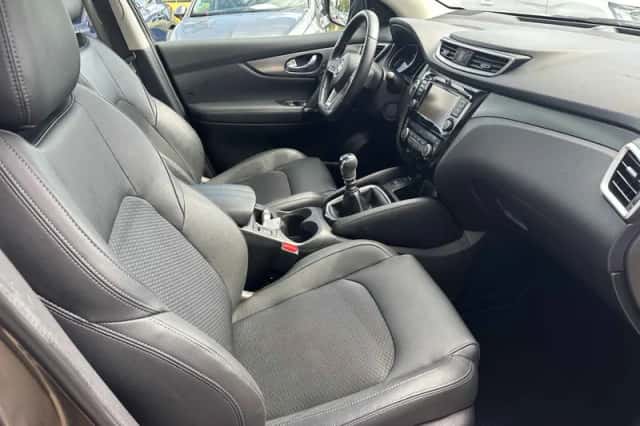 Nissan Qashqai (2019) thumbnail 5