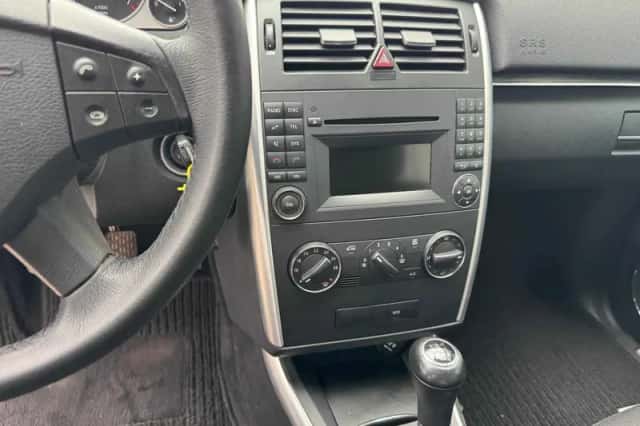 Mercedes-Benz B-Klasse (2010) thumbnail 6