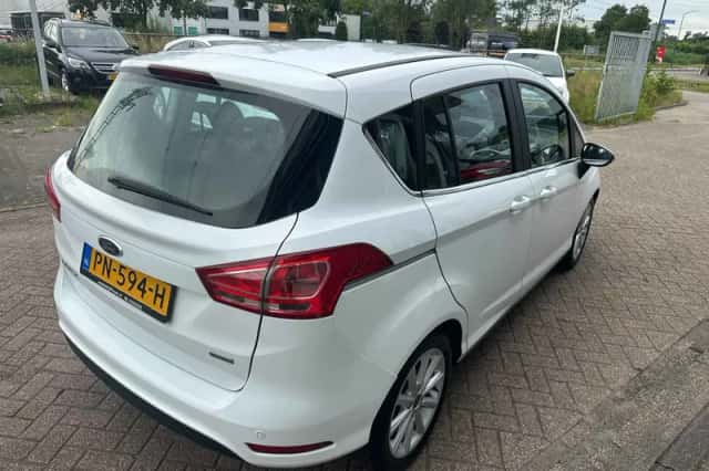 Ford B-Max (2017) thumbnail 3