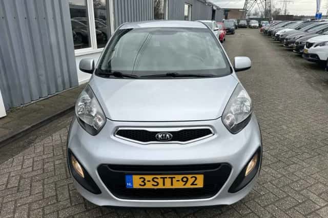 Kia Picanto (2013) thumbnail 2