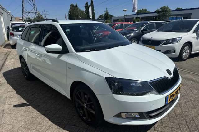 Škoda Fabia (2017) thumbnail 3