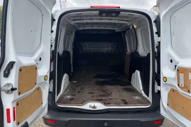 Ford Transit Connect (2015) thumbnail 6