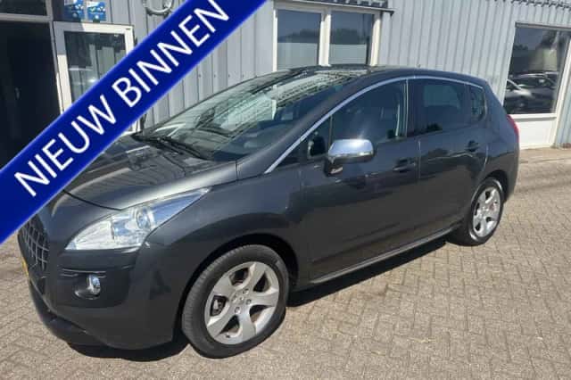 Peugeot 3008 (2011) thumbnail 1