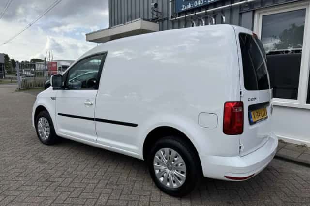 Volkswagen Caddy (2020) thumbnail 3