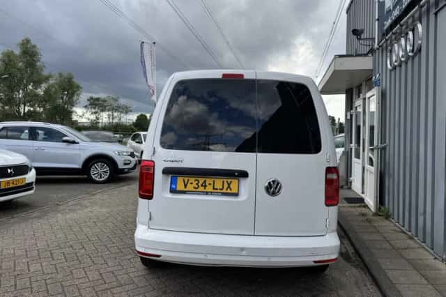 Volkswagen Caddy (2020) thumbnail 4