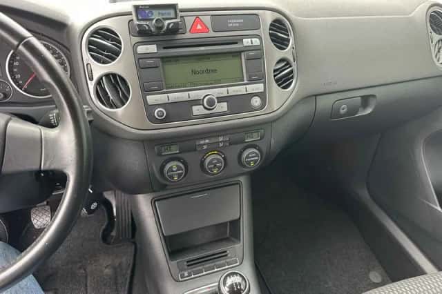 Volkswagen Tiguan (2008) thumbnail 6