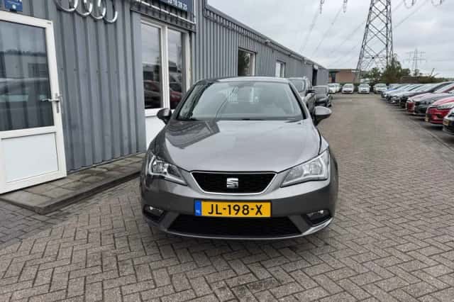 SEAT Ibiza (2016) thumbnail 5