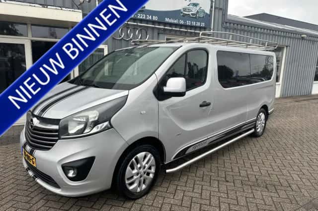 Opel Vivaro (2016) thumbnail 1