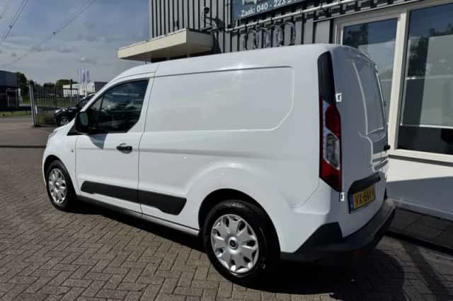 Ford Transit Connect (2016) thumbnail 2