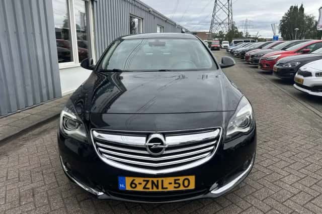 Opel Insignia (2015) thumbnail 2