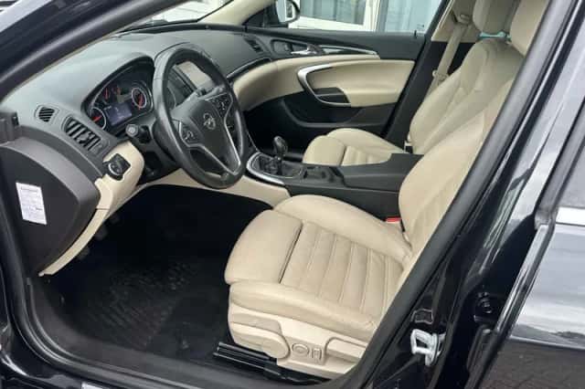 Opel Insignia (2015) thumbnail 4