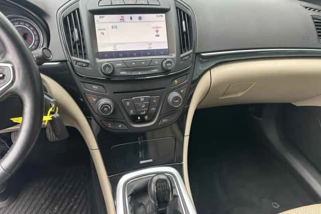 Opel Insignia (2015) thumbnail 6