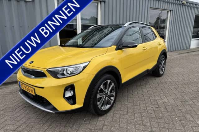 Kia Stonic (2019) thumbnail 1