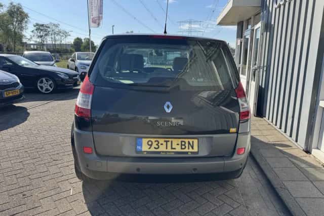 Renault Scénic (2006) thumbnail 3