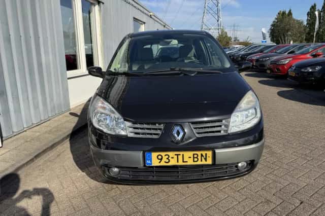 Renault Scénic (2006) thumbnail 5
