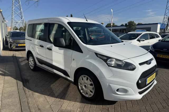 Ford Tourneo Connect (2015) thumbnail 4