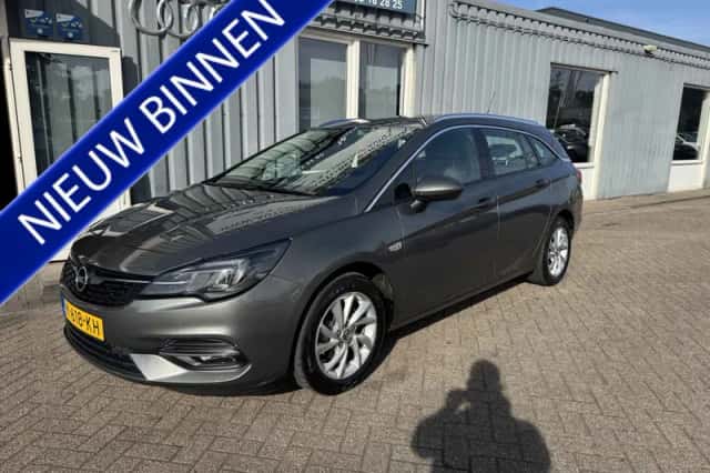 Opel Astra (2021) thumbnail 1