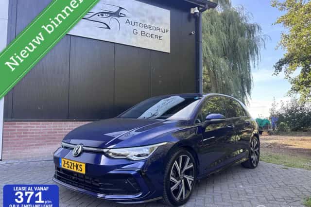 Volkswagen Golf (2021) thumbnail 1