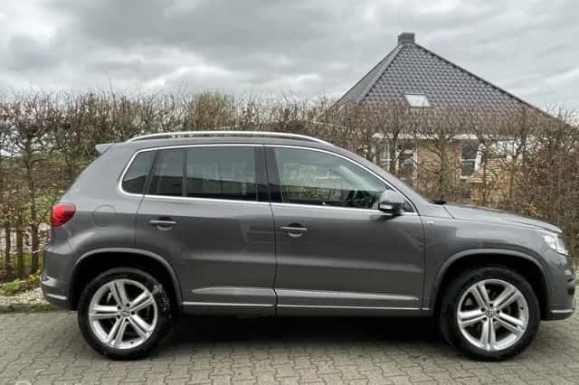 Volkswagen Tiguan (2015) thumbnail 1