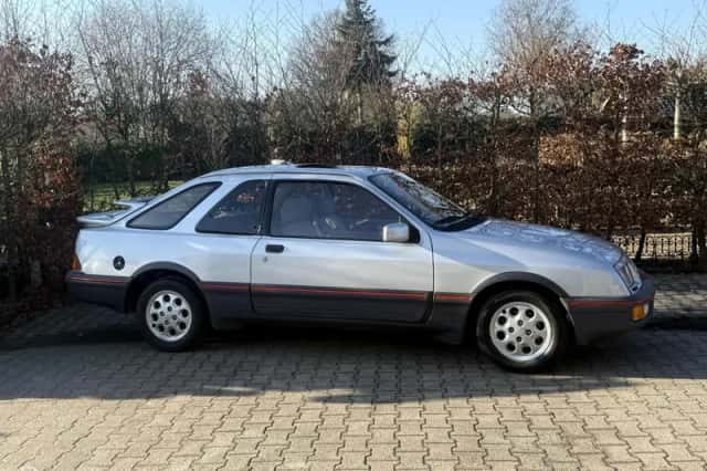 Ford Sierra (1983) thumbnail 1