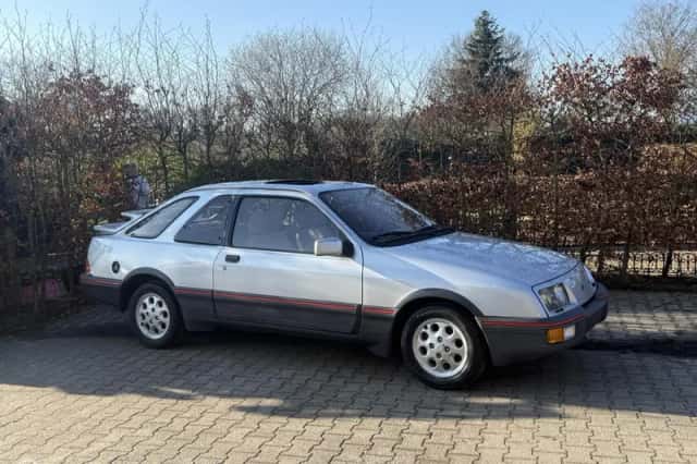 Ford Sierra (1983) thumbnail 3
