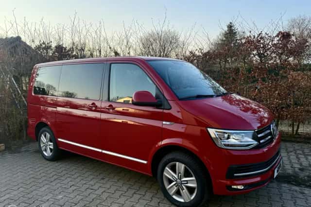Volkswagen Transporter (2017) thumbnail 2