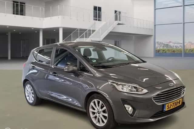 Ford Fiesta (2018) thumbnail 2