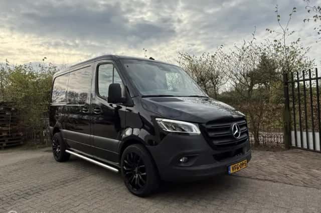 Mercedes-Benz Sprinter (2020) thumbnail 2