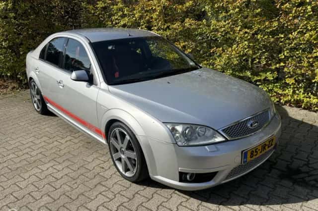 Ford Mondeo (2002) thumbnail 4
