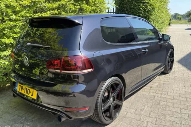 Volkswagen Golf (2011) thumbnail 5
