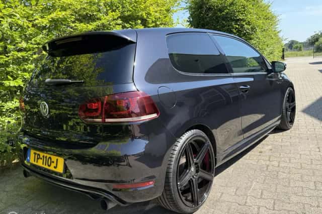 Volkswagen Golf (2011) thumbnail 6