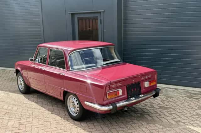 Alfa Romeo Giulia (1975) thumbnail 4