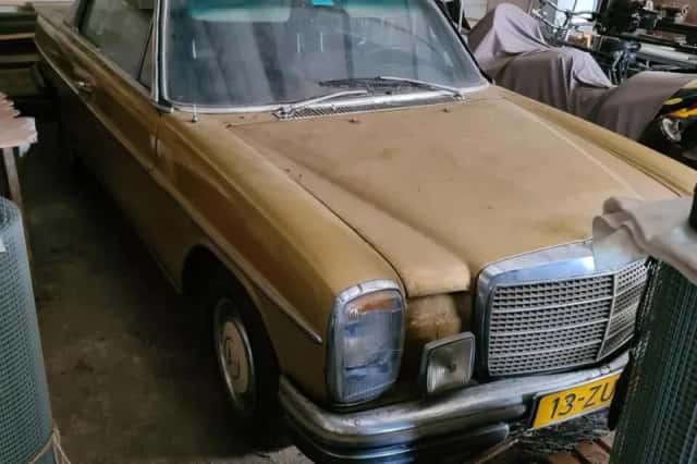 Mercedes-Benz 200-Serie (1974) thumbnail 2