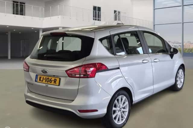 Ford B-Max (2016) thumbnail 3