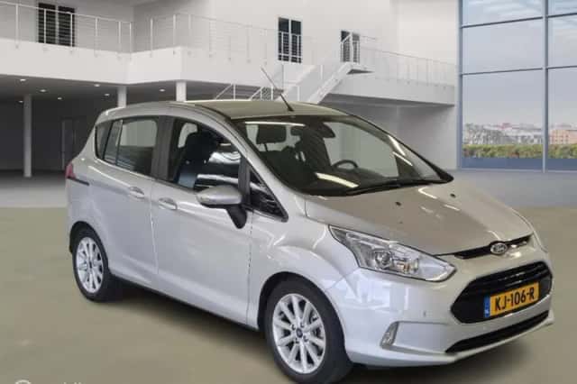 Ford B-Max (2016) thumbnail 4