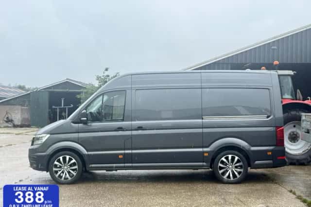Volkswagen Crafter (2017) thumbnail 1