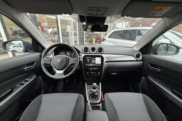 Suzuki Vitara (2026) thumbnail 3