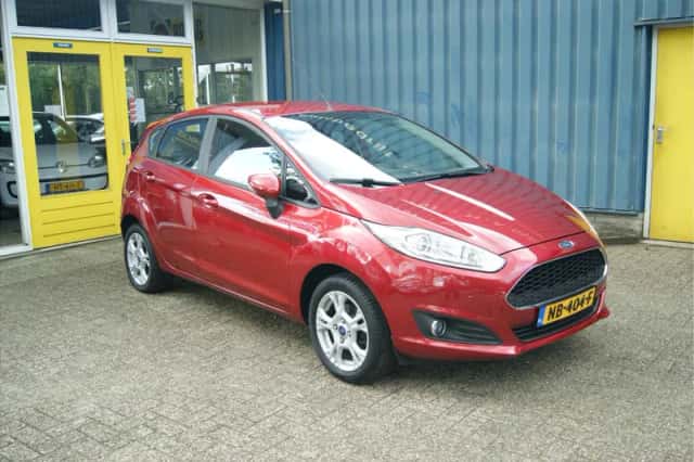 Ford Fiesta (2016) thumbnail 1