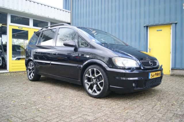 Opel Zafira (2005) thumbnail 2