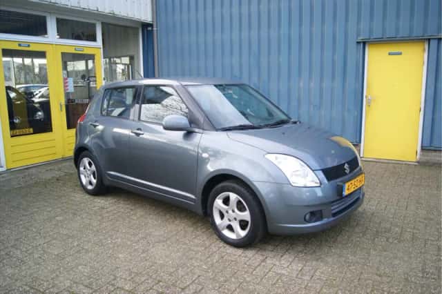 Suzuki Swift (2006) thumbnail 1