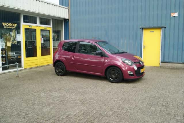 Renault Twingo (2012) thumbnail 2