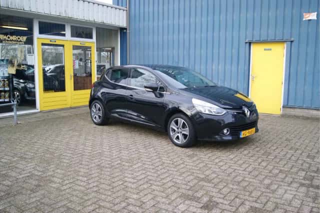 Renault Clio (2015) thumbnail 4