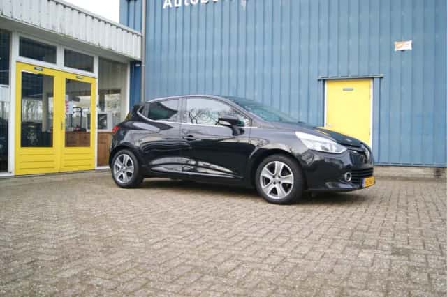 Renault Clio (2015) thumbnail 6